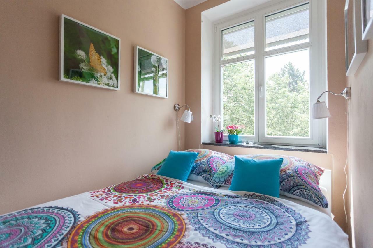 Eliska Lägenhet Prag Exteriör bild